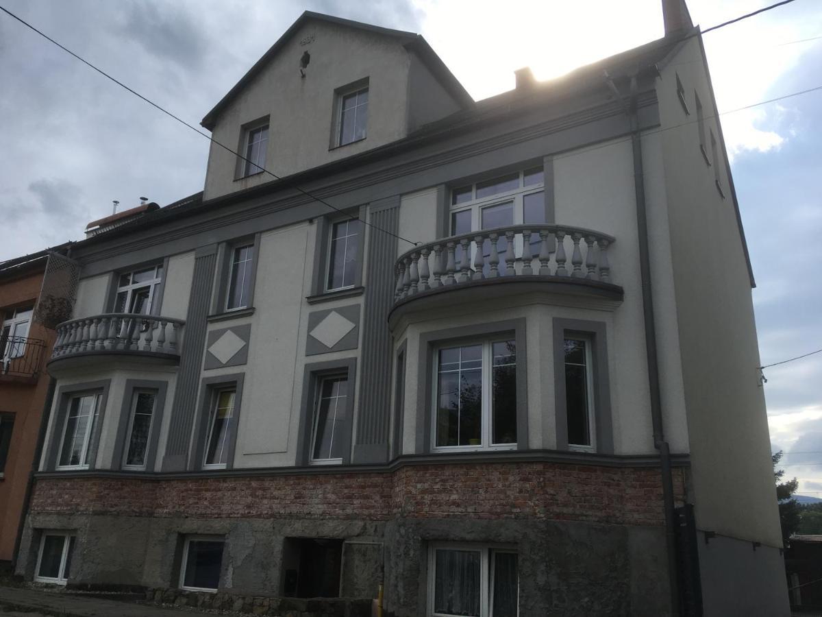 Green Apartment House Bielsko-Biała Dış mekan fotoğraf